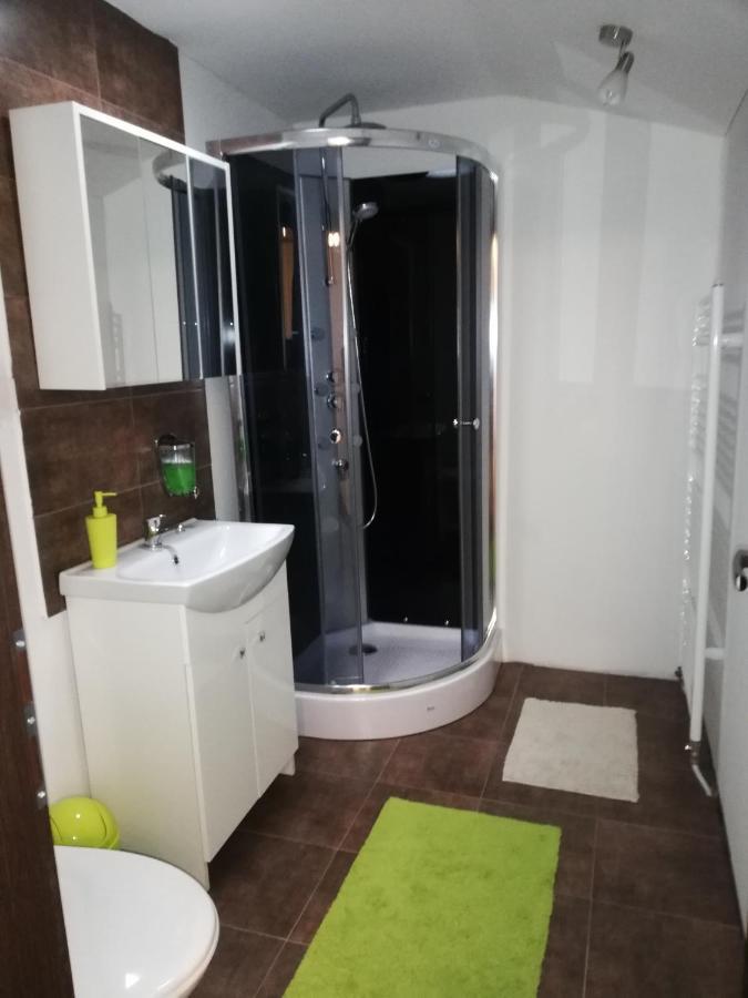 Penzion U Cola Prievidza Bagian luar foto