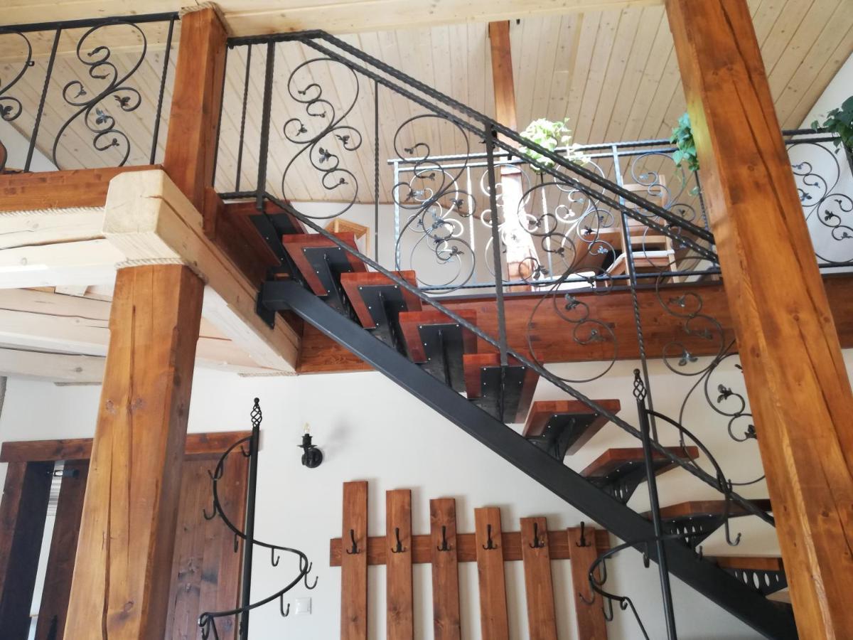 Penzion U Cola Prievidza Bagian luar foto